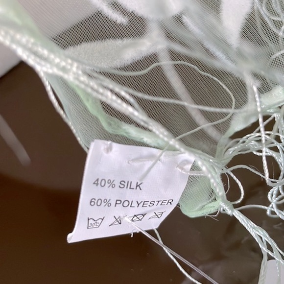 Mint green scarf - Picture 7 of 9